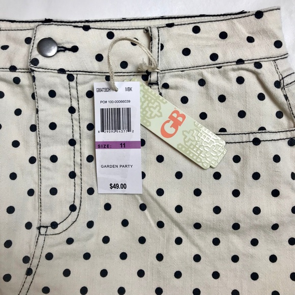 🌷GB - Polka Dot Mini Skirt - Picture 3 of 5